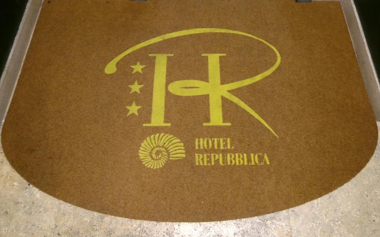 Hr Hotel Monfalcone Exterior foto